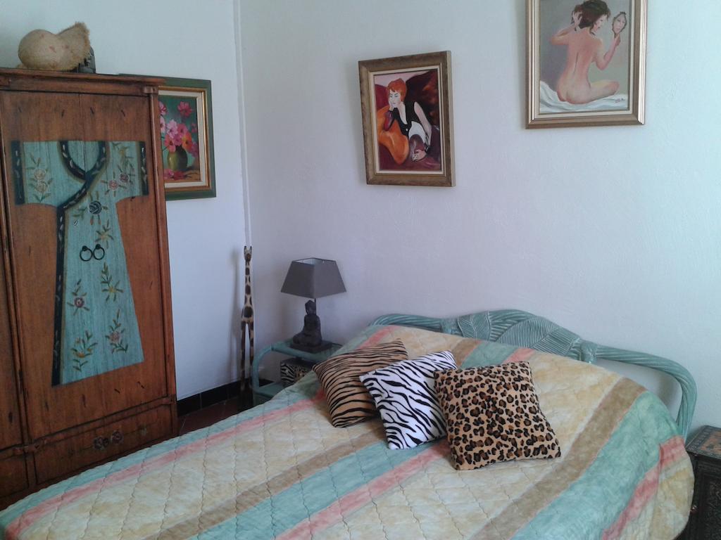 B&B Le Clos Des Cigales Cassis Zimmer foto