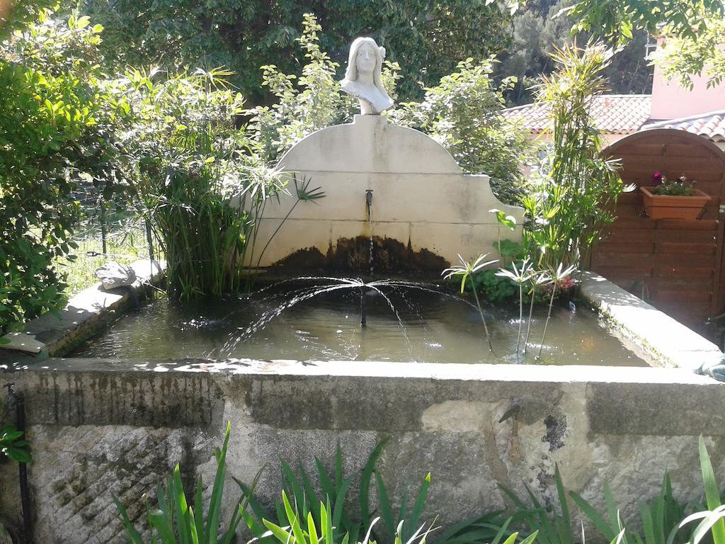B&B Le Clos Des Cigales Cassis Exterior foto